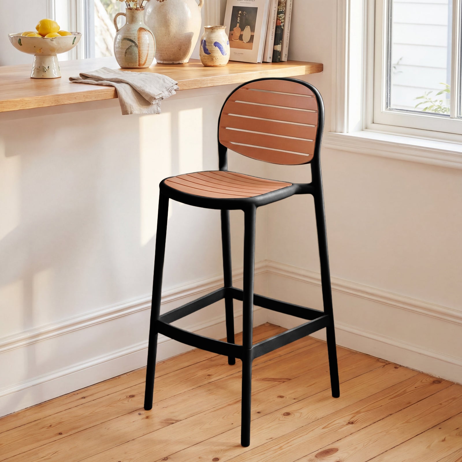 Taburete Siena - Negro Alt. Asiento 70 cms