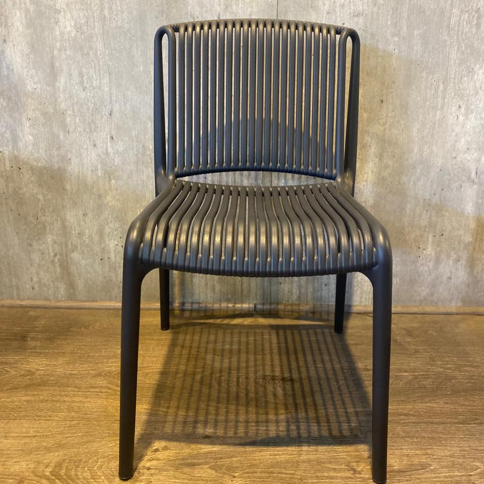 Silla - Gris Oscuro (OUTLET)